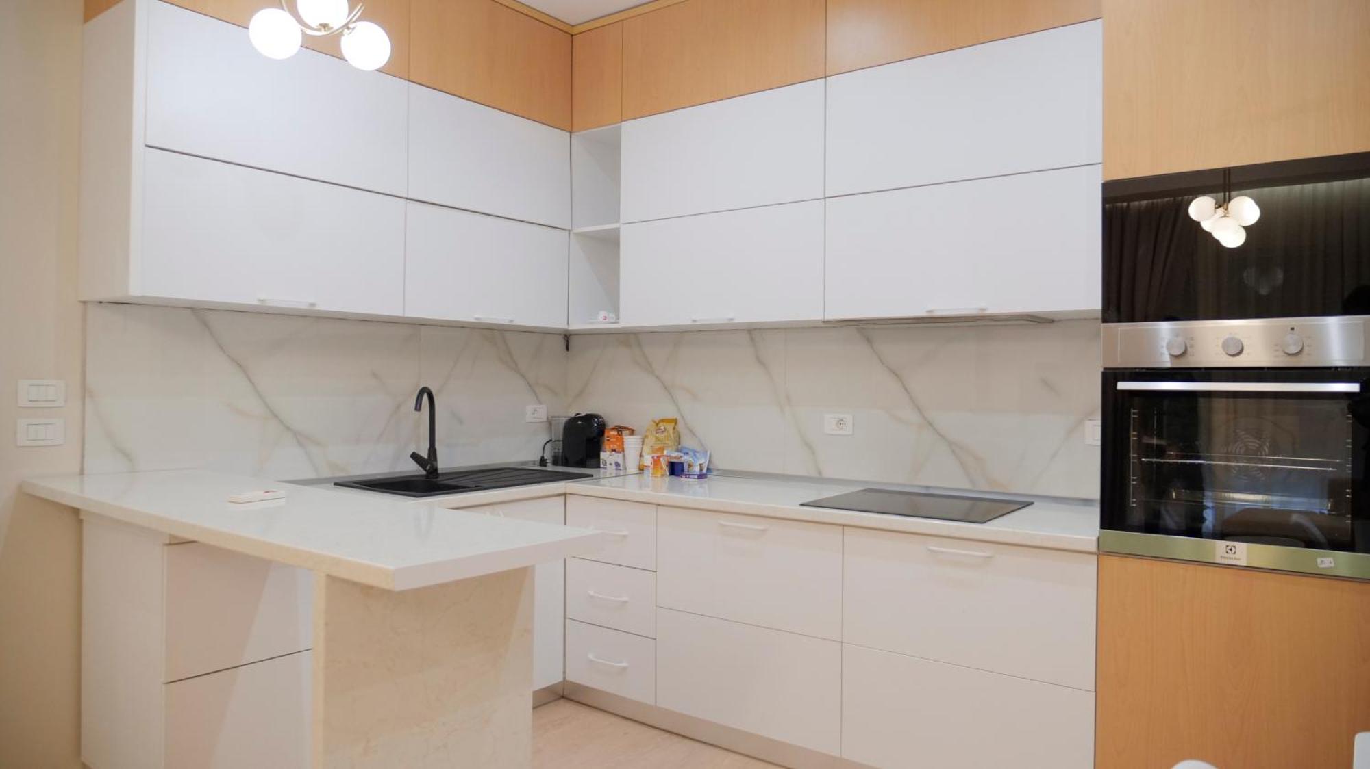Centaurus Apartments Тирана Экстерьер фото